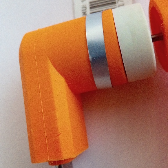 New SMART Accessories Creamsicle Orange Plug And Play Mobile Fan - Picture 9 of 9